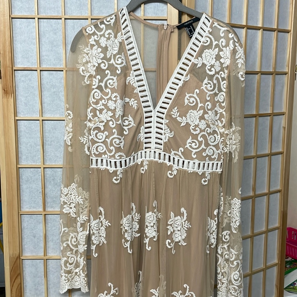 Forever 21 Beige Maxi Dress with White Lace Embroidery